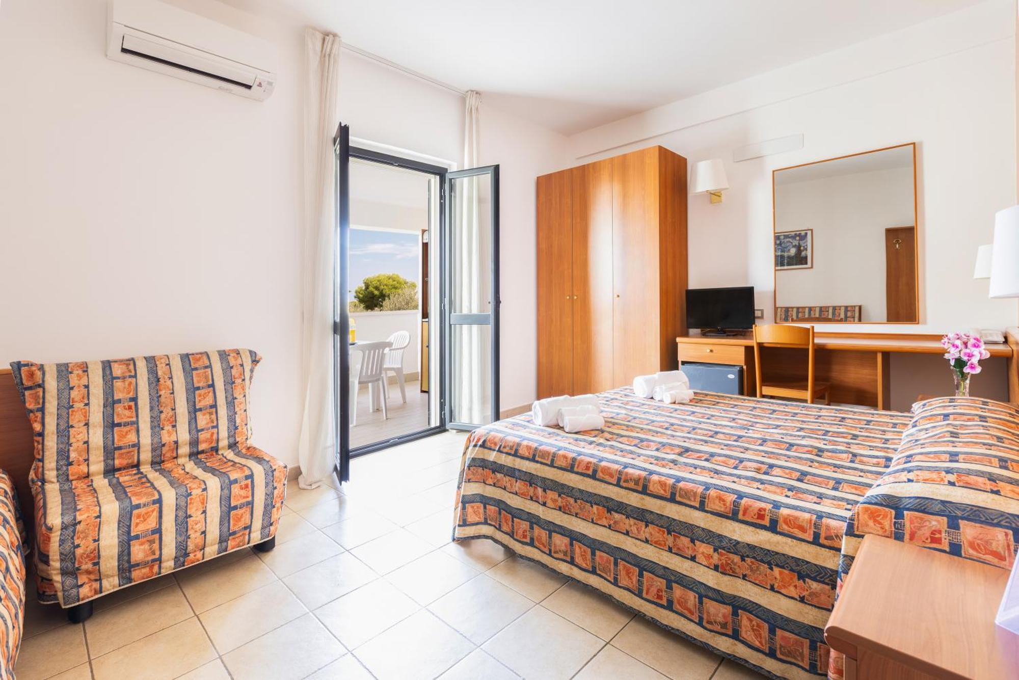 Hotel Palme Gemelle Vieste Exteriör bild